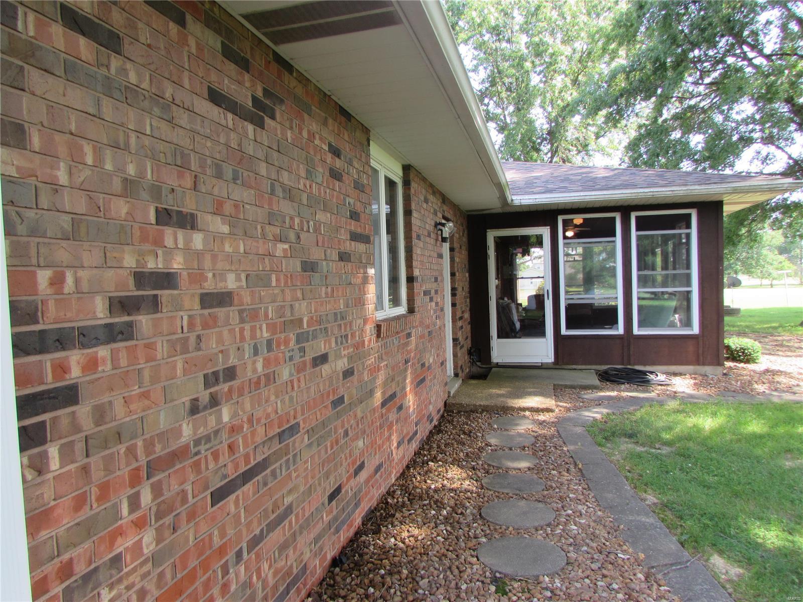 4945 Hazel Road Edwardsville, IL 62025 - Photo 47 of 60