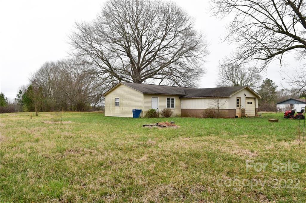 412 Washburn Switch Road Shelby, NC 28150 - Photo 8 of 10 Gallery Image 8