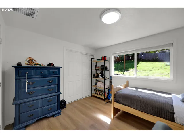 $565,000 | 745 South 71st Street, Springfield, OR 97478