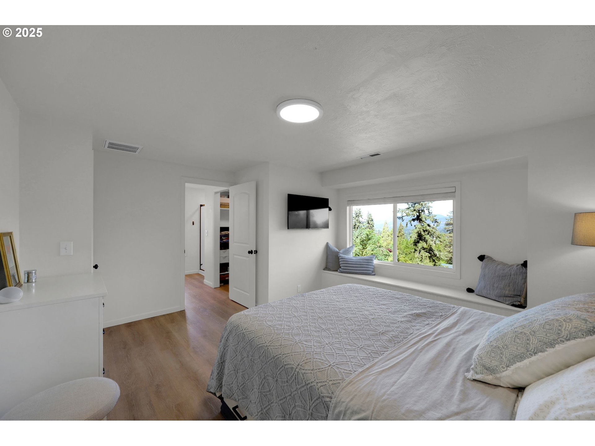 745 South 71st Street Springfield, OR 97478 - Photo 27 of 48