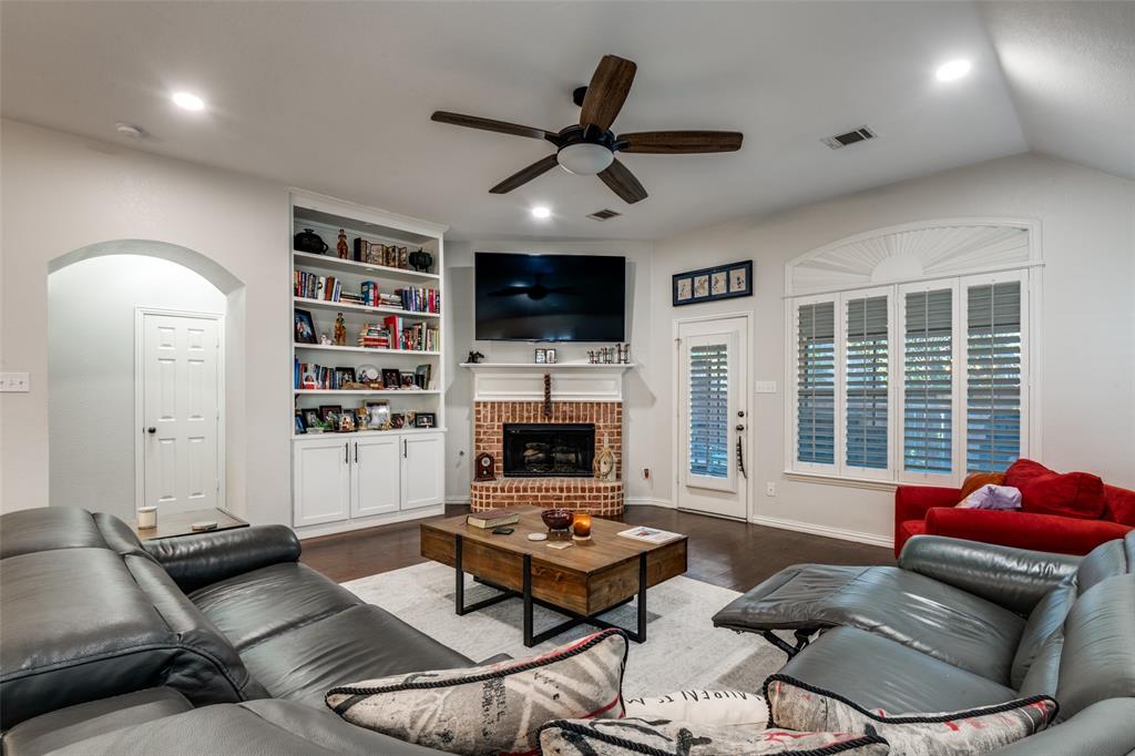 671 Danielle Court Rockwall, TX 75087 - Photo 7 of 26