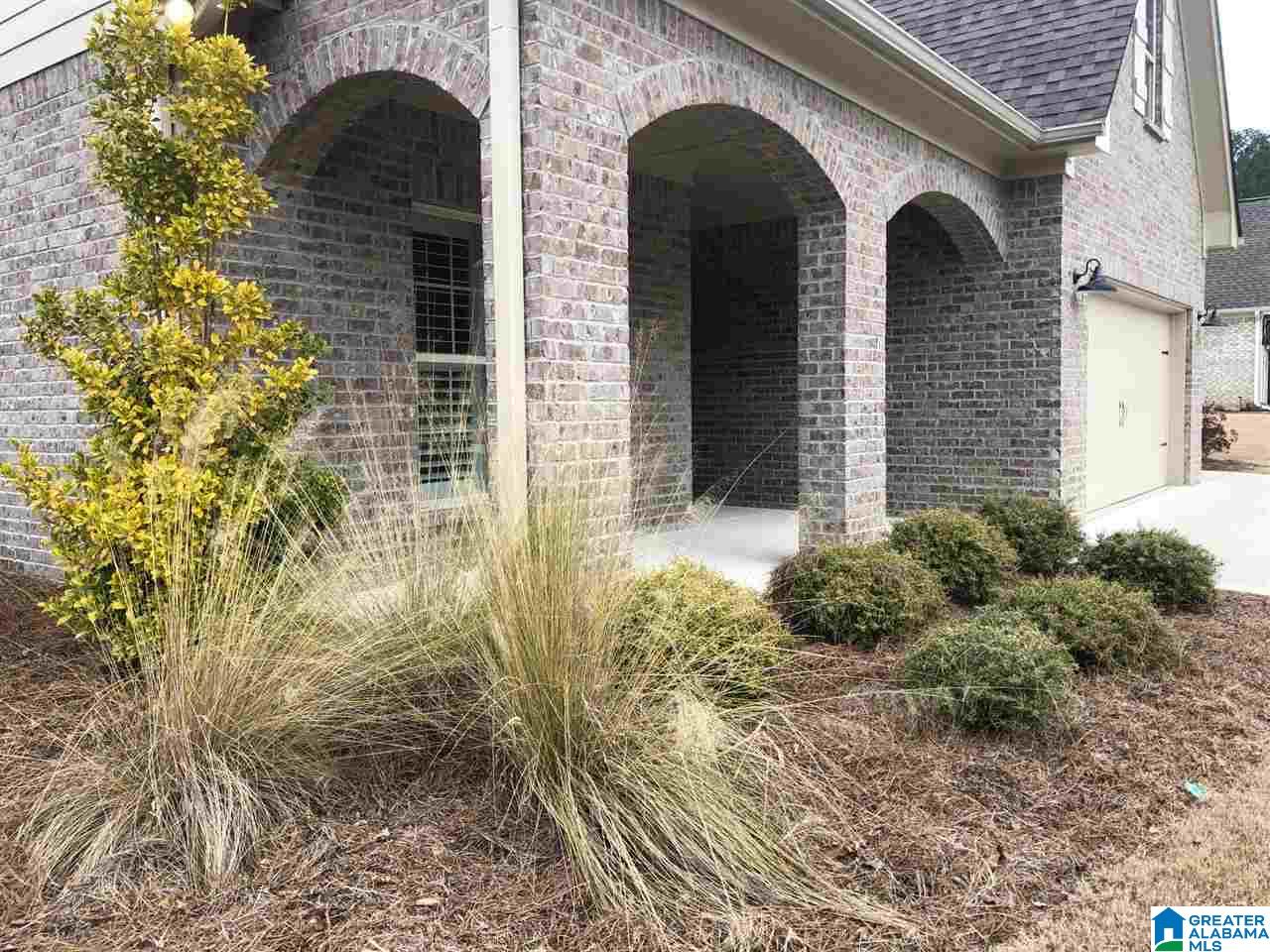 488 Ballantrae Road Pelham, AL 35124 - Photo 4 of 49