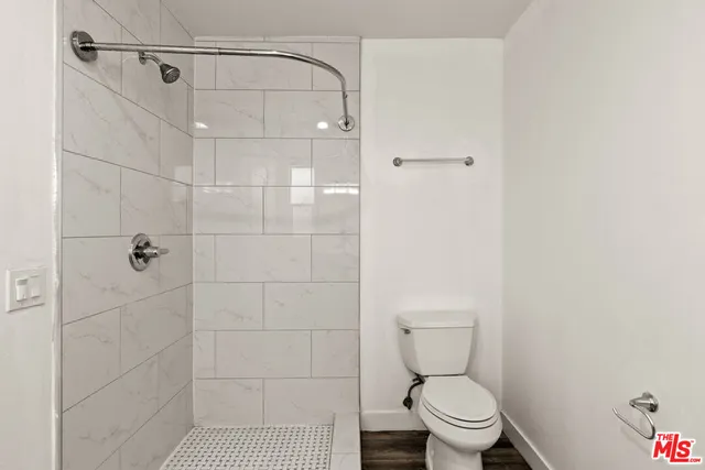 $6,000 | 1147 West 37th Street, Unit 1, Los Angeles, CA 90007