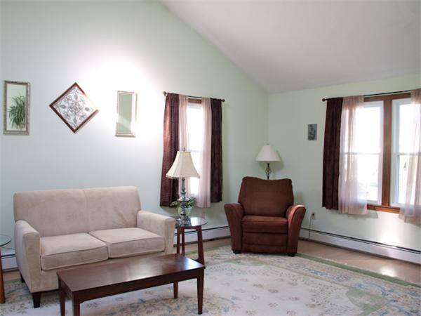 6 Bear Hill Road Milford, MA 01757 - Photo 3 of 23