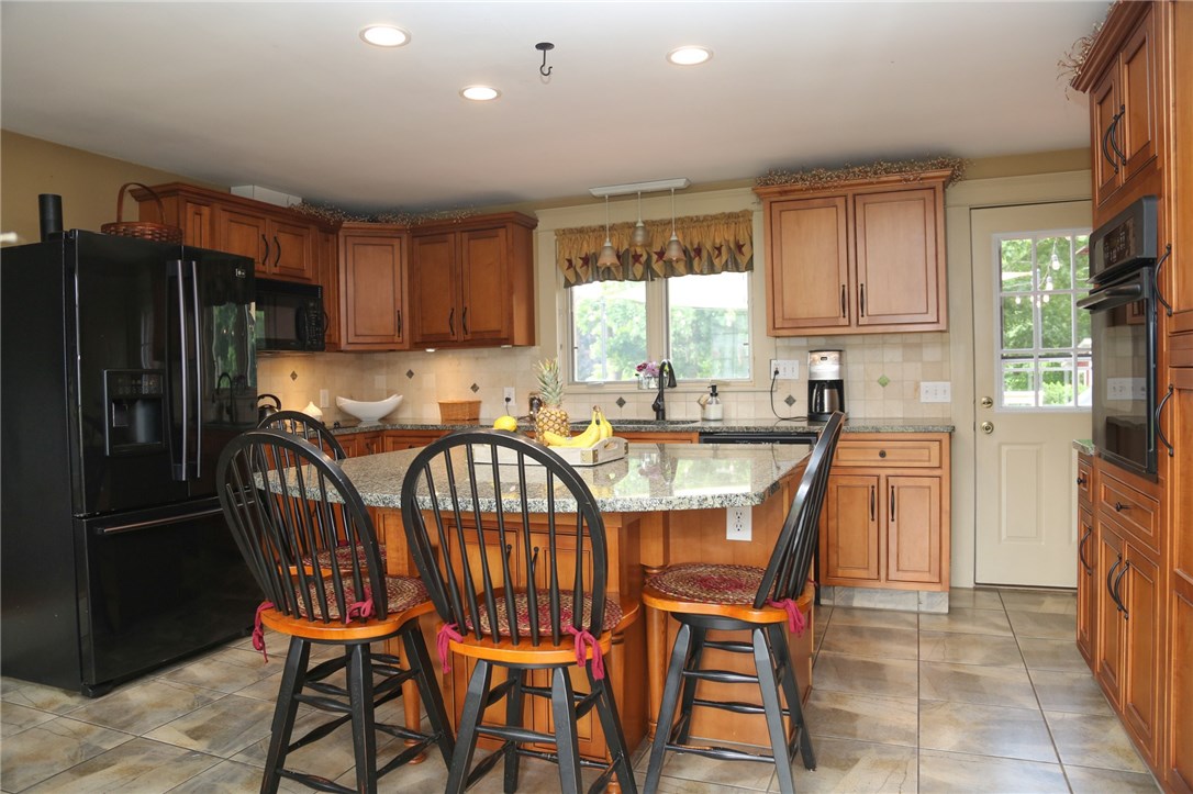 29 Card Street Coventry, RI 02816 - Photo 8 of 30 Gallery Image 8