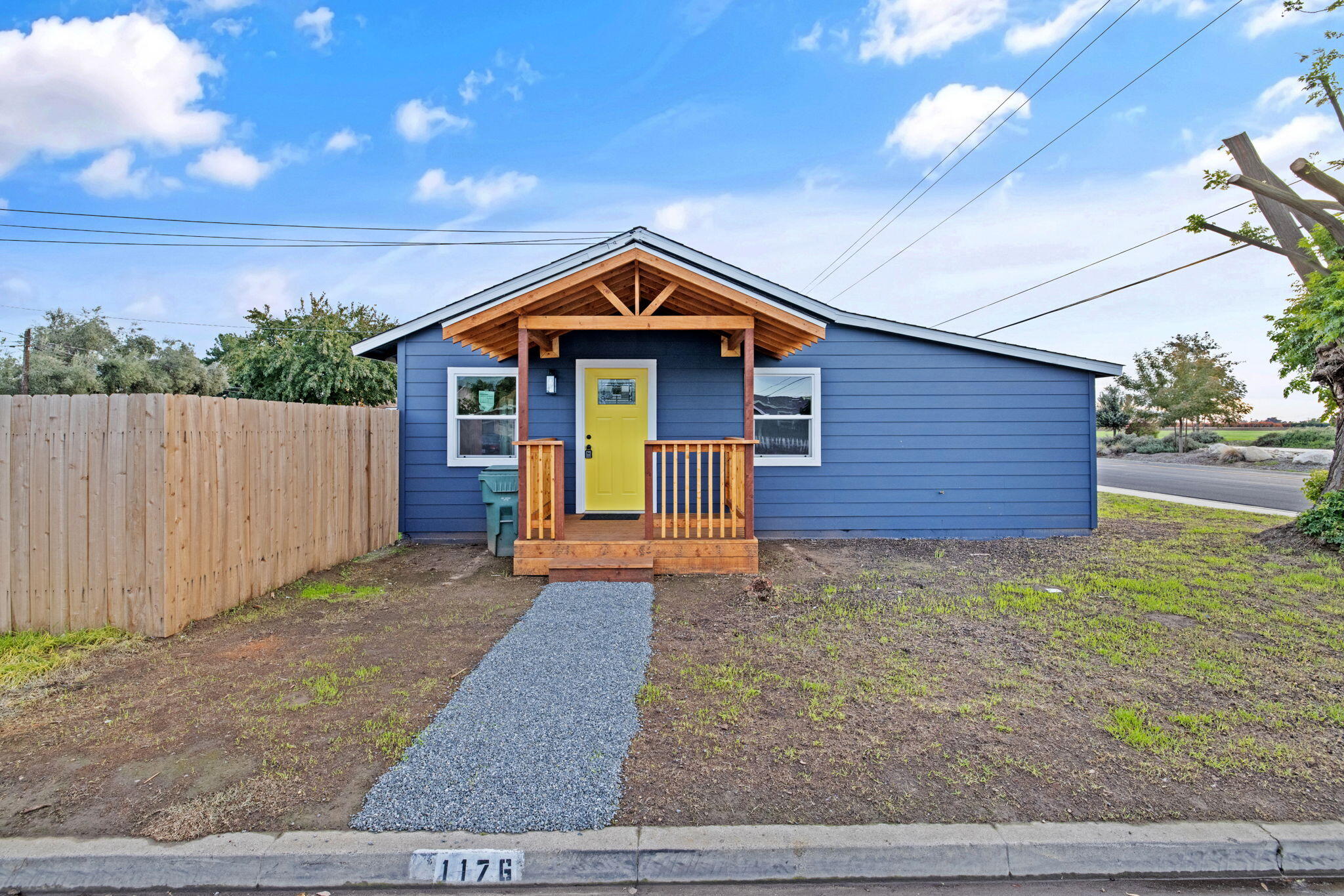 1175 West Maple Street Exeter, CA 93221 - Photo 1 of 32 1