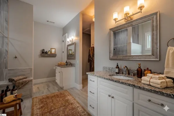 $1,095,000 | 38 The Cliffs Parkway, Landrum, SC 29356