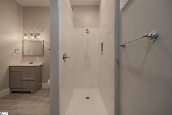 $1,095,000 | 38 The Cliffs Parkway, Landrum, SC 29356