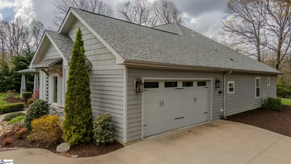 $1,095,000 | 38 The Cliffs Parkway, Landrum, SC 29356