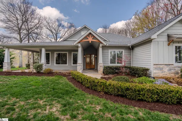 $1,095,000 | 38 The Cliffs Parkway, Landrum, SC 29356