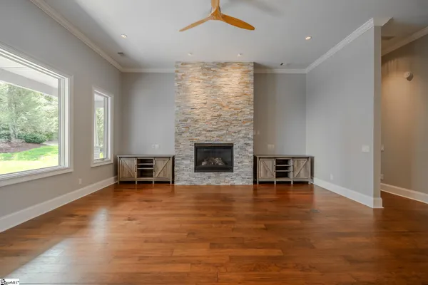 $1,095,000 | 38 The Cliffs Parkway, Landrum, SC 29356