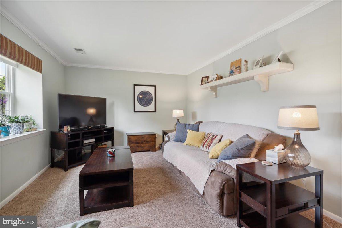 1267 Pebblebrook Road Warminster, PA 18974 - Photo 3 of 25 Gallery Image 3
