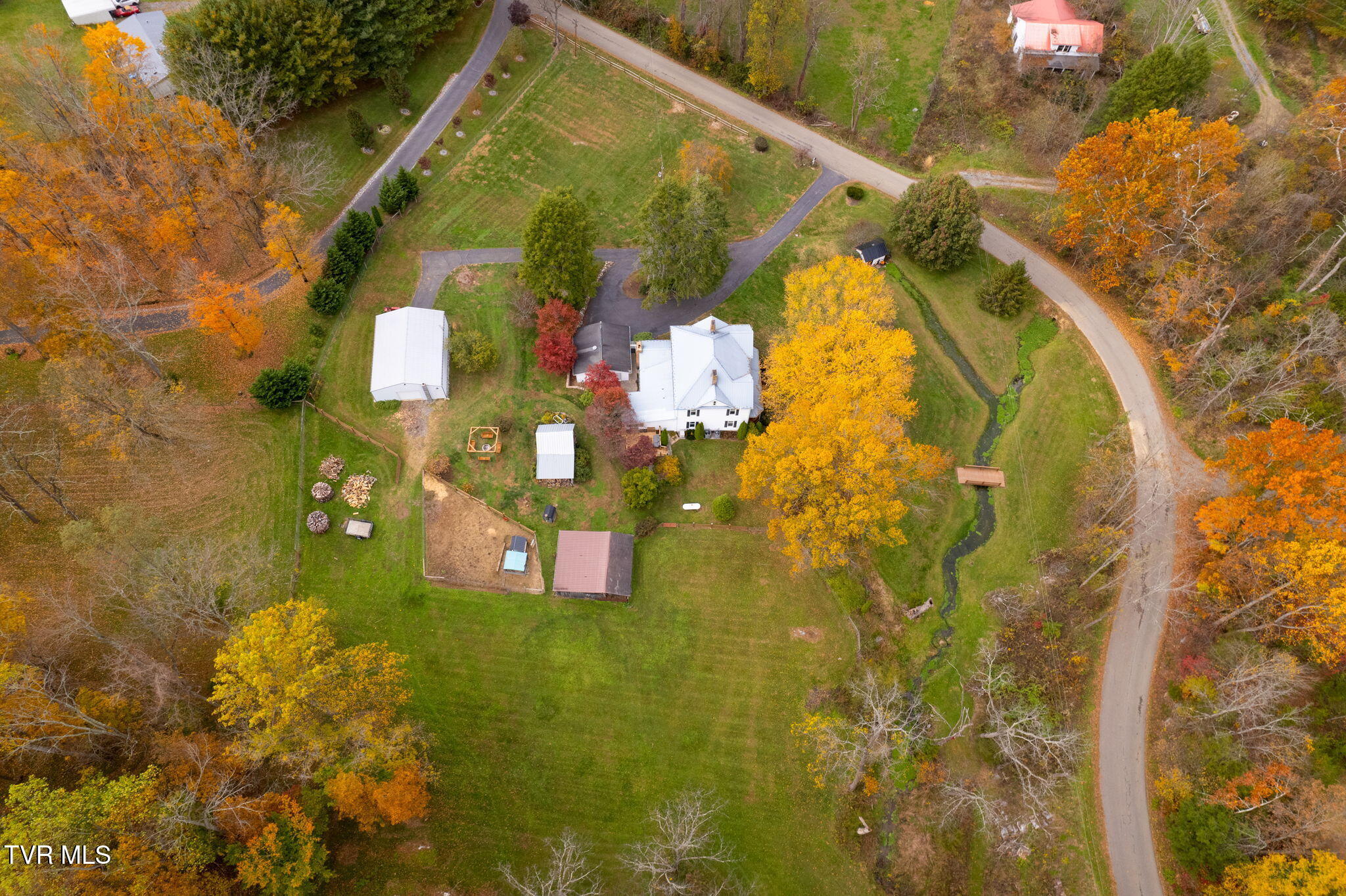 20564 McCann Road Damascus, VA 24236 - Photo 34 of 97 33-web-or-mls-20564-mccann-rd