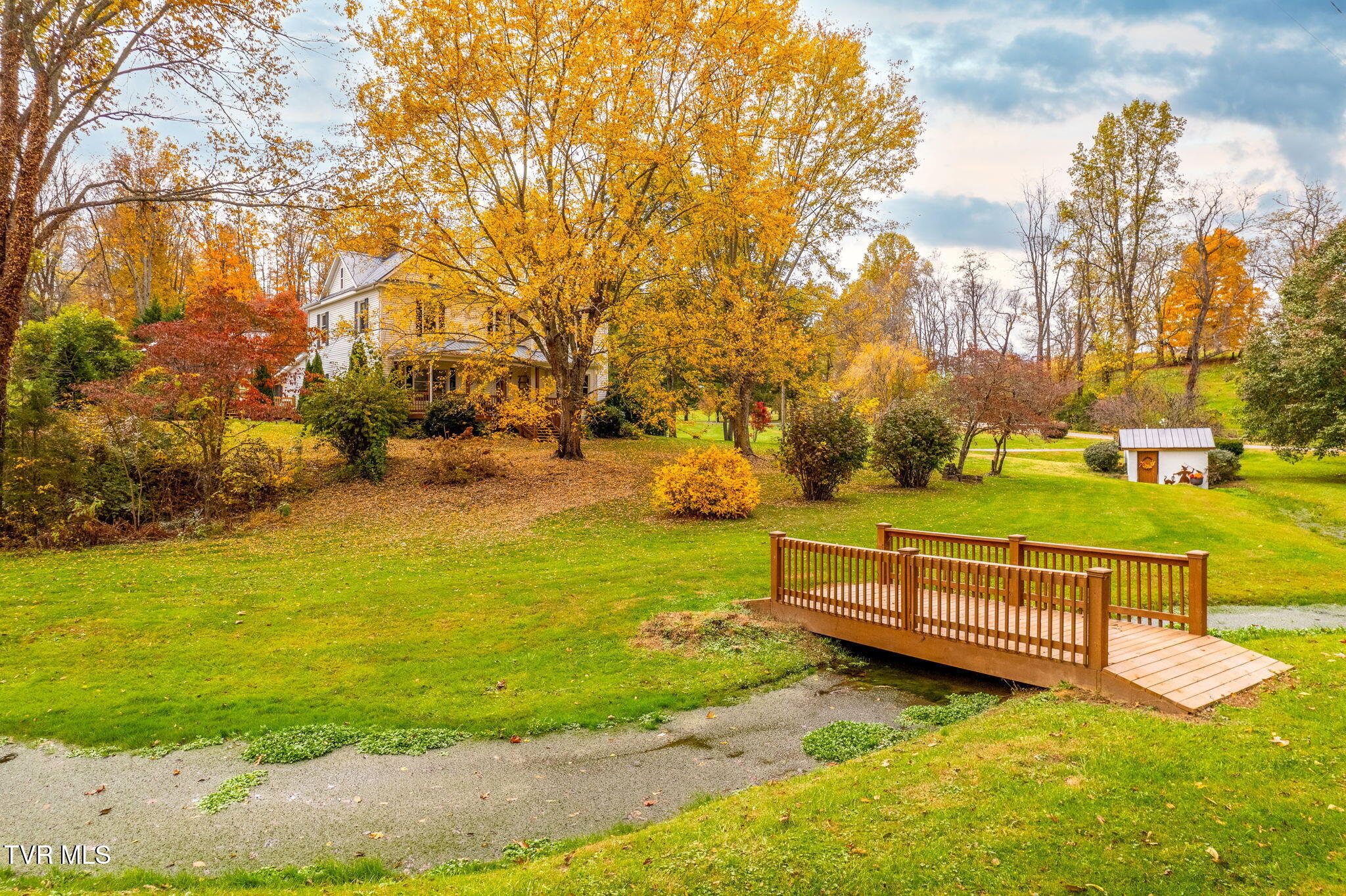 20564 McCann Road Damascus, VA 24236 - Photo 4 of 97 3-web-or-mls-20564-mccann-rd