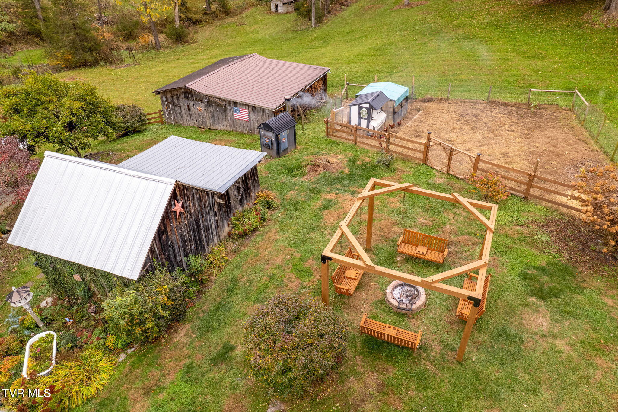 20564 McCann Road Damascus, VA 24236 - Photo 6 of 97 5-web-or-mls-20564-mccann-rd