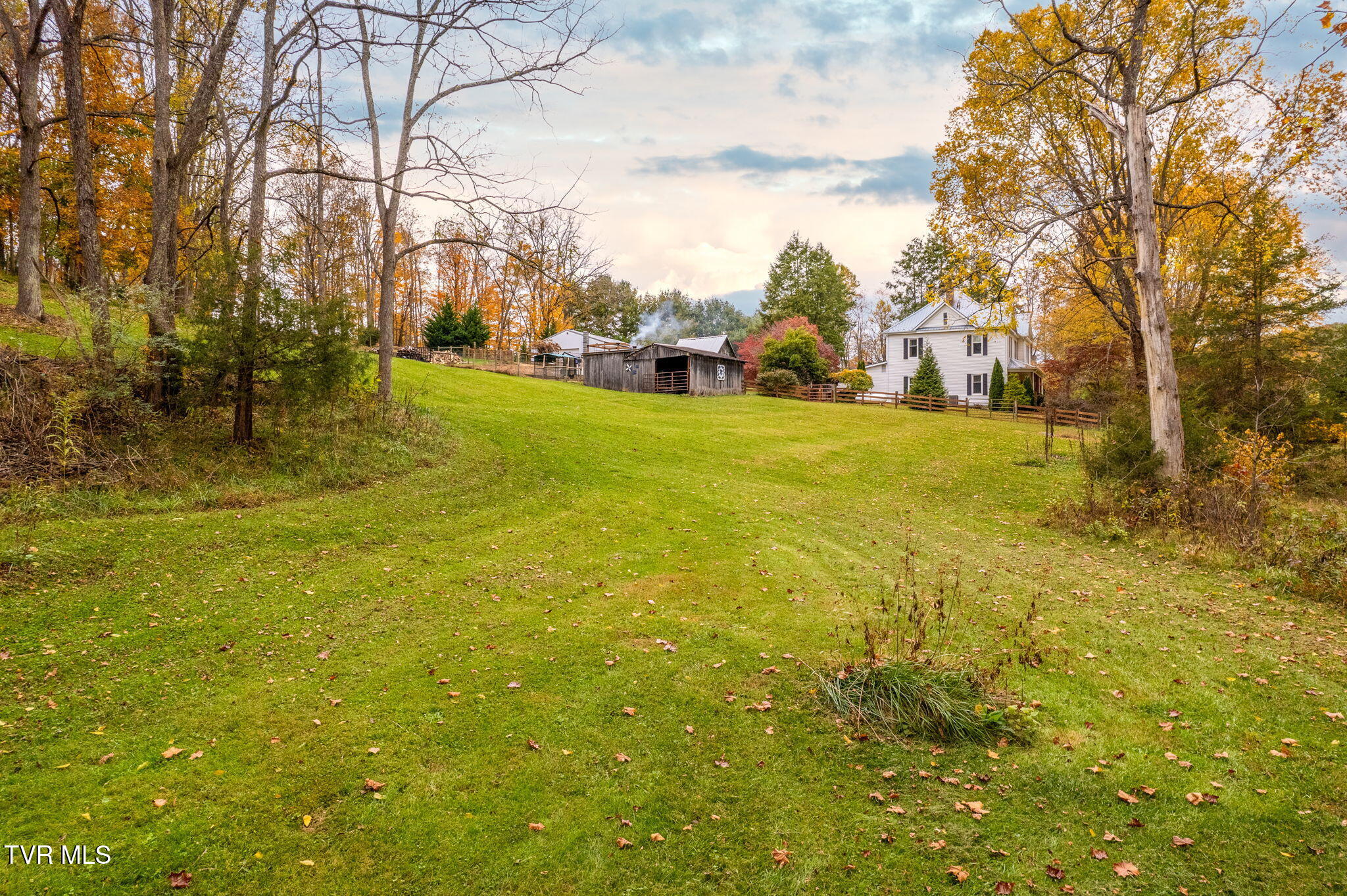 20564 McCann Road Damascus, VA 24236 - Photo 8 of 97 7-web-or-mls-20564-mccann-rd