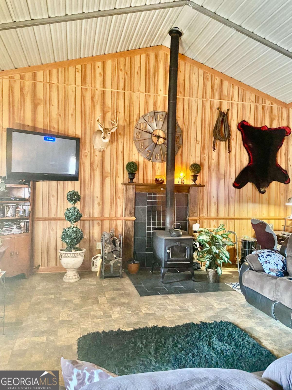 670 Jefferies Road Shady Dale, GA 31085 - Photo 15 of 29 a view of an outdoor space with a patio