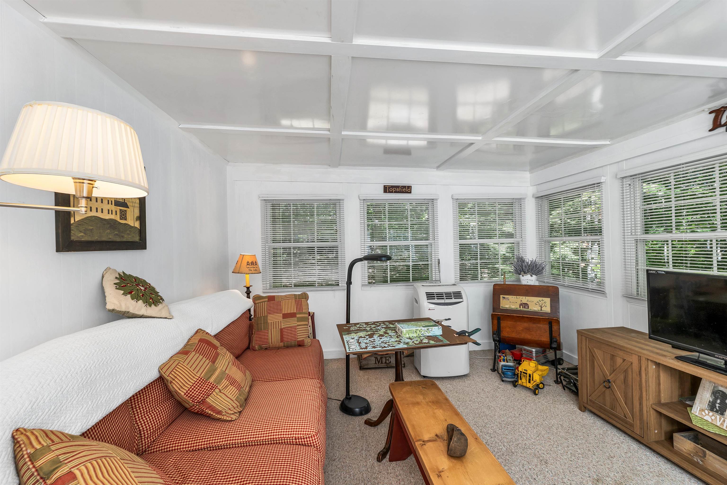 3 Santis Way Wolfeboro, NH 03894 - Photo 14 of 41