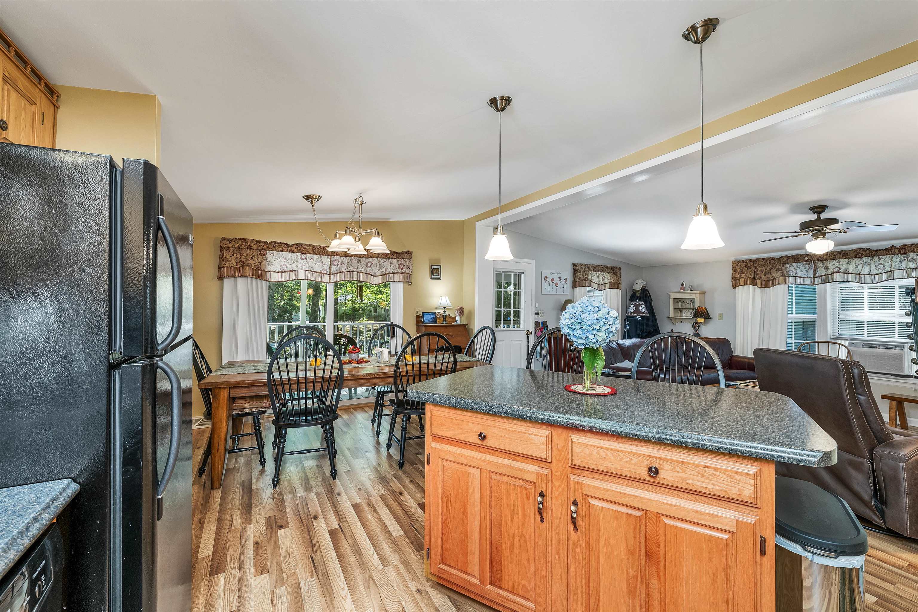 3 Santis Way Wolfeboro, NH 03894 - Photo 4 of 41