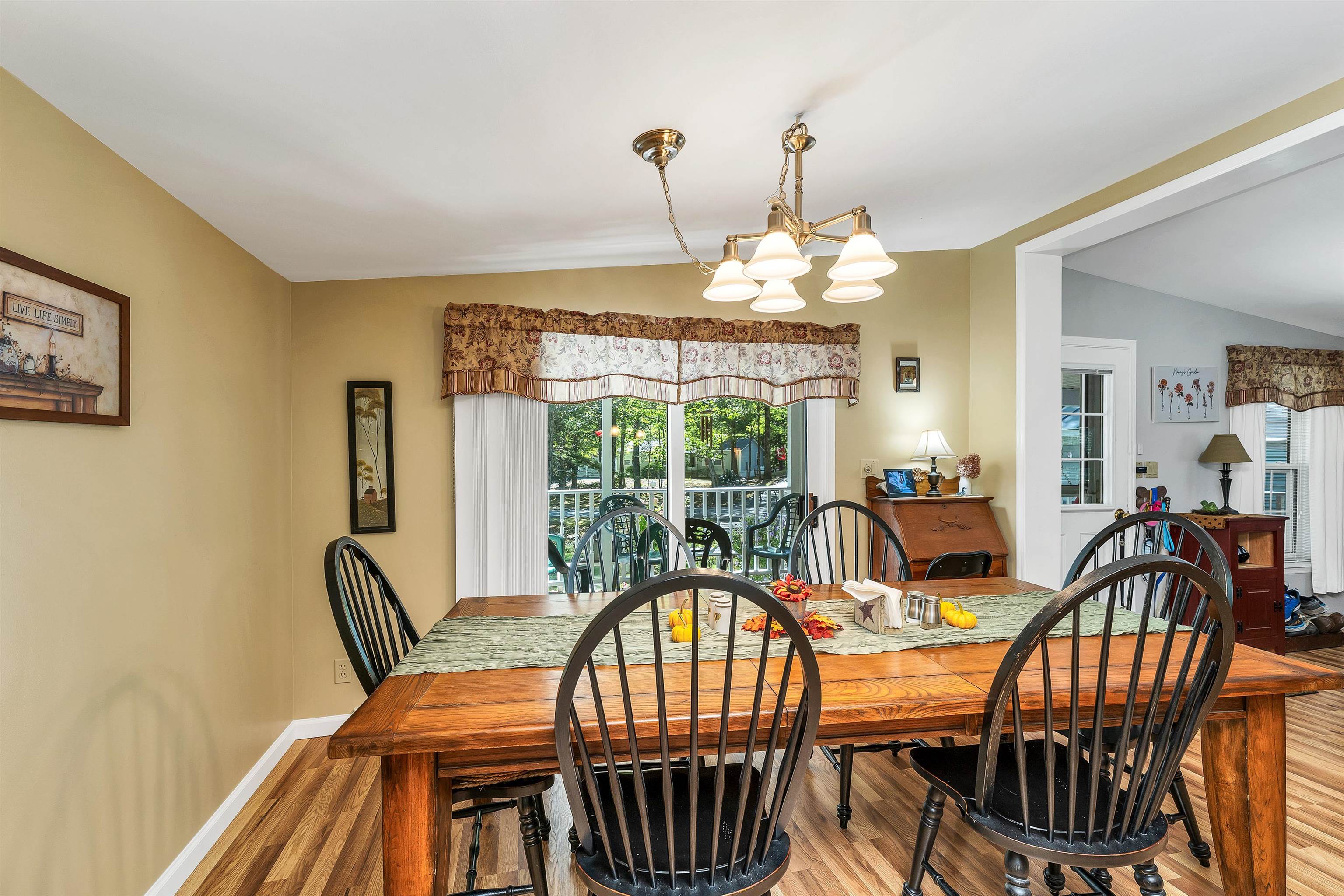 3 Santis Way Wolfeboro, NH 03894 - Photo 7 of 41