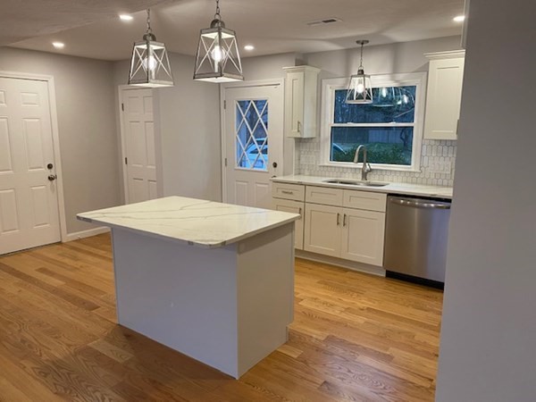 6 Westfield Road Natick, MA 01760 - Photo 3 of 20 Gallery Image 3