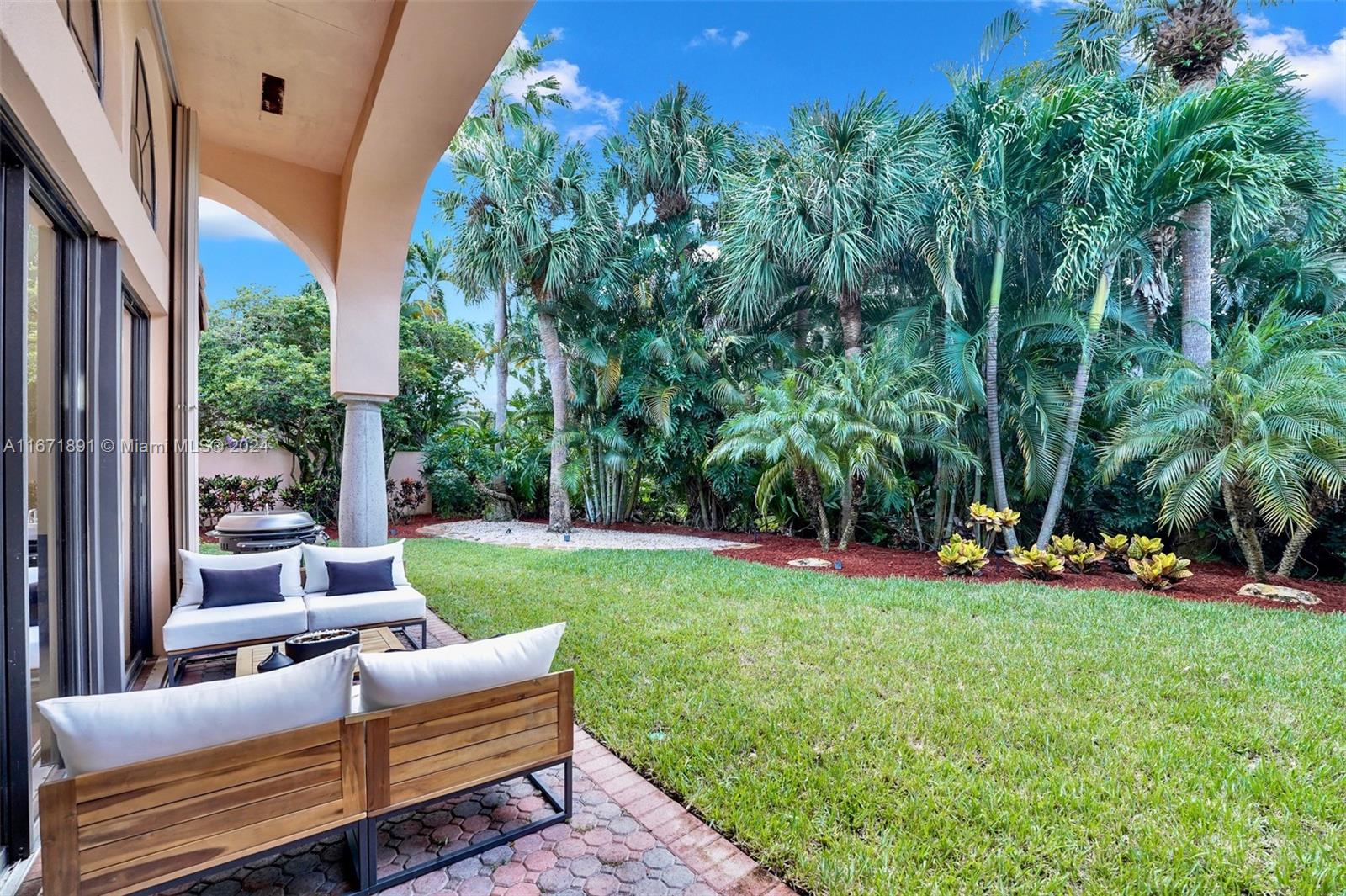 6506 Via Rosa Boca Raton, FL 33433 - Photo 5 of 57