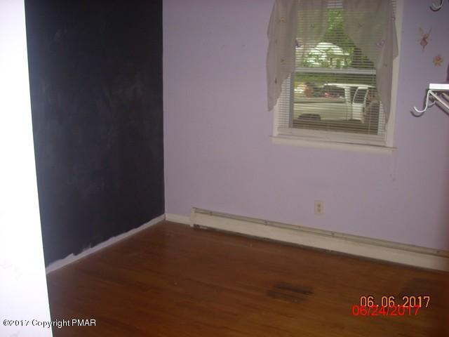 1109 Mattioli Road Bartonsville, PA 18321 - Photo 6 of 9 an empty room with a window