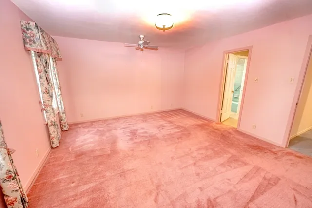 $585,000 | 301 Cedar Circle, Brenham, TX 77833