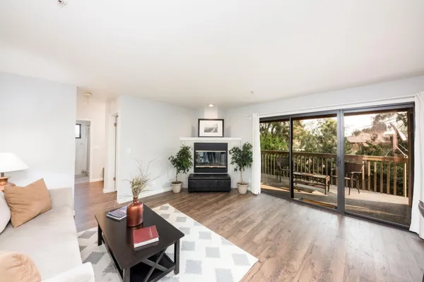 $599,000 | 2425 South Norfolk Street, Unit 204, San Mateo, CA 94403