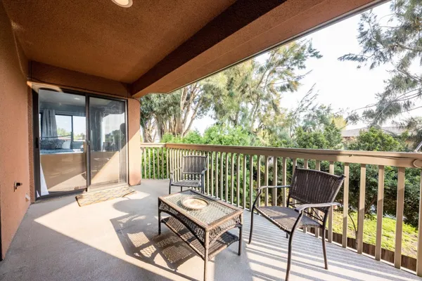 $599,000 | 2425 South Norfolk Street, Unit 204, San Mateo, CA 94403