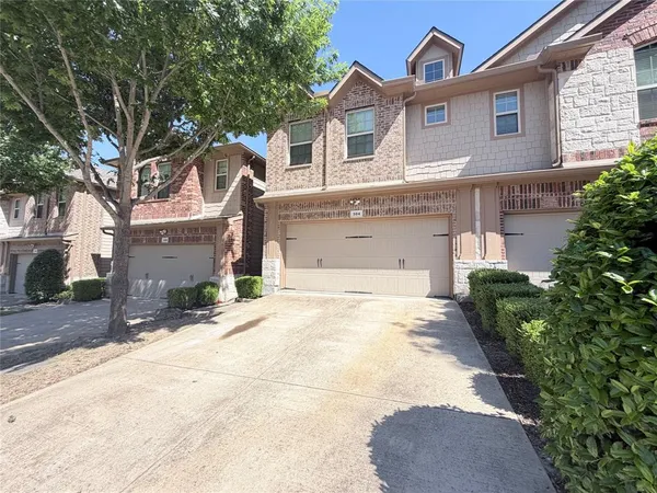 $2,300 | 304 Basil Street, Garland, TX 75040
