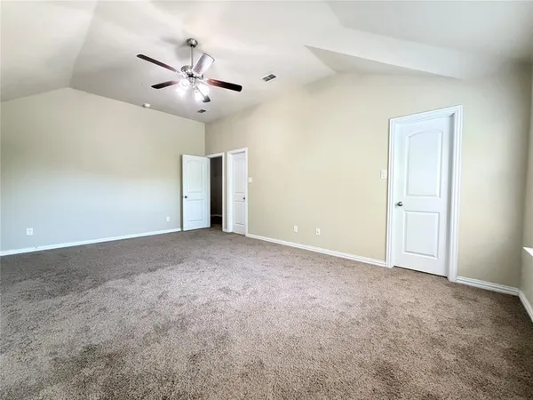 $2,300 | 304 Basil Street, Garland, TX 75040