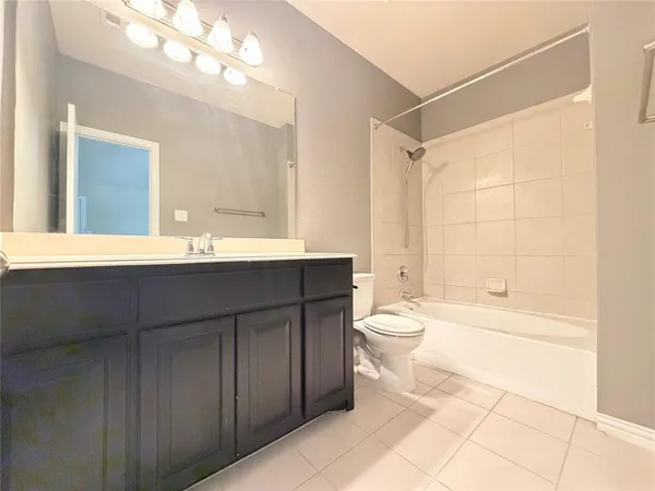 $2,300 | 304 Basil Street, Garland, TX 75040