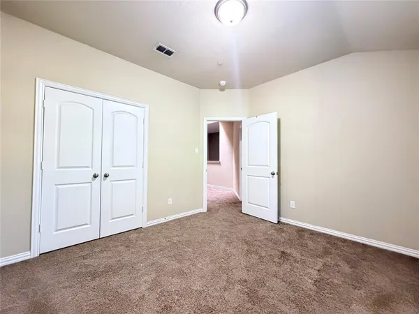 $2,300 | 304 Basil Street, Garland, TX 75040