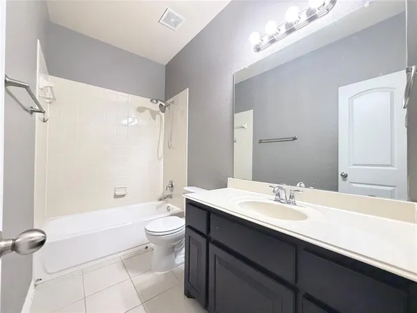 $2,300 | 304 Basil Street, Garland, TX 75040