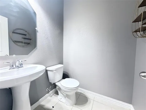 $2,300 | 304 Basil Street, Garland, TX 75040