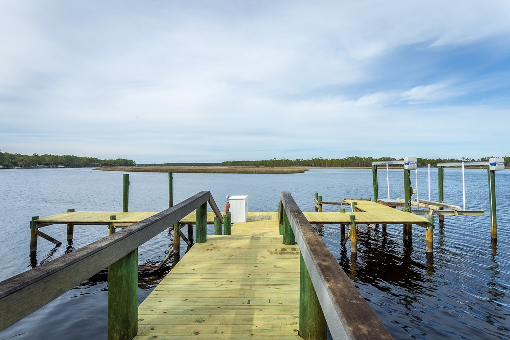 556 River Road Carrabelle, FL 32322 - Photo 13 of 63 Gallery Image 13