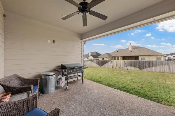 $465,000 | 717 Wintergreen Drive, Hewitt, TX 76643