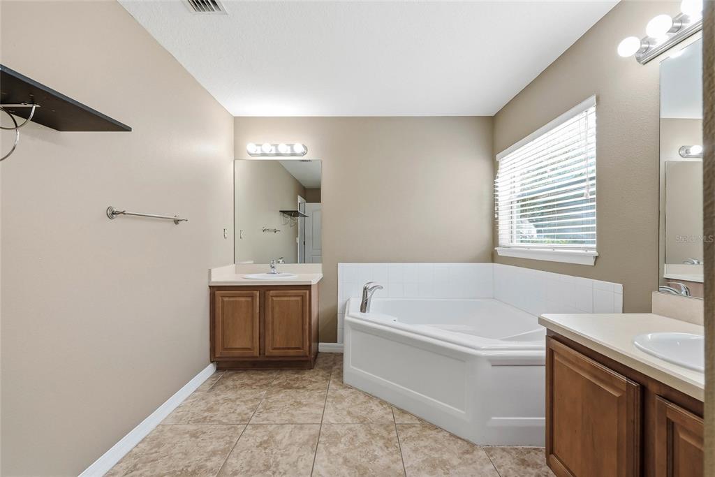 12230 Colony Lakes Boulevard New Port Richey, FL 34654 - Photo 29 of 56