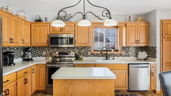 $550,000 | 10571 Karston Avenue Northeast, Albertville, MN 55301