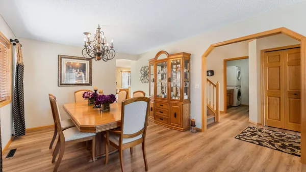 $550,000 | 10571 Karston Avenue Northeast, Albertville, MN 55301