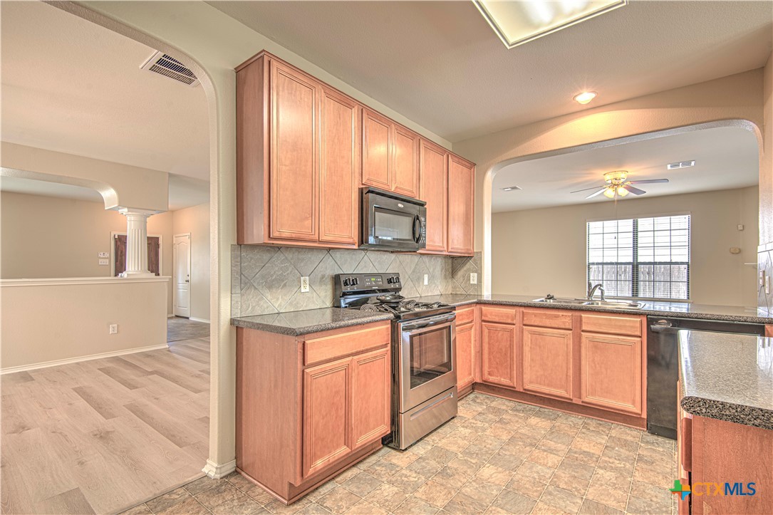 8626 Fallen Leaf Lane Temple, TX 76502 - Photo 21 of 42