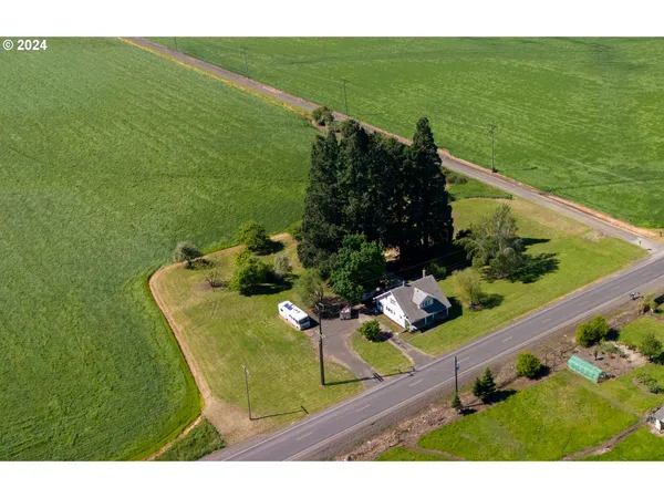 $1,475,000 | 28766 Highway 36, Junction City, OR 97448