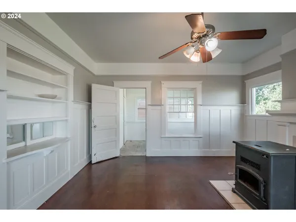 $1,475,000 | 28766 Highway 36, Junction City, OR 97448