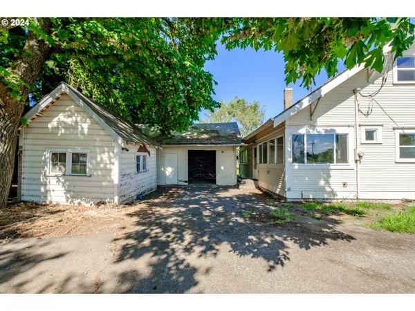 $1,475,000 | 28766 Highway 36, Junction City, OR 97448