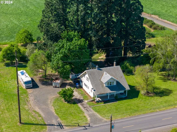 $1,475,000 | 28766 Highway 36, Junction City, OR 97448