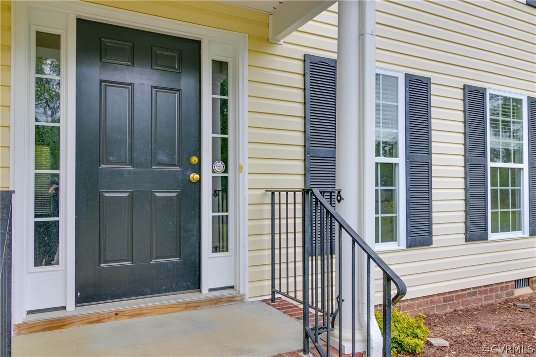 304 Silver Ridge Court Sandston, VA 23150 - Photo 3 of 39 Gallery Image 3