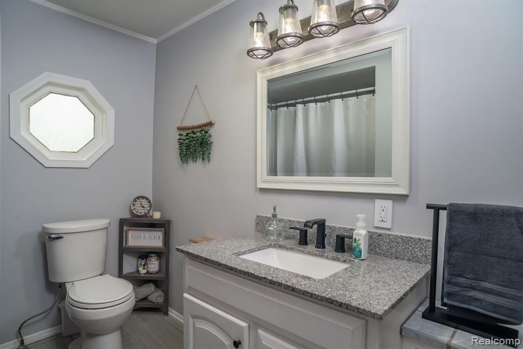 3077 York Road Rochester Hills, MI 48309 - Photo 13 of 25