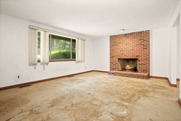 33 Hobbs Brook Road Weston, MA 02493 - Photo 10 of 24 Gallery Image 10