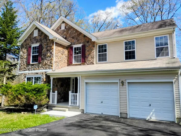 $365,000 | 2113 Dorset Court, Bushkill, PA 18324